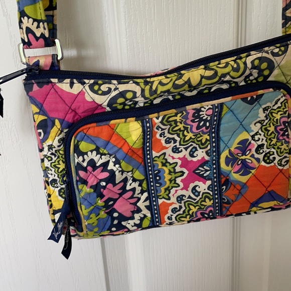 Vera Bradley cross body purse - Picture 2 of 4